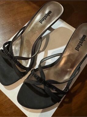 Unlisted Black Strappy Slide heels 9.5 Metallic Insole slip on